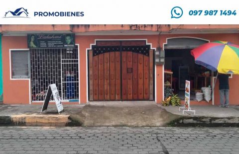 En Santo Domingo se vende casa con 2 locales comerciales y garaje