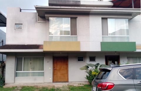 Vendo Casa de Oportunidad en Conjunto Residencial en Santo Domingo